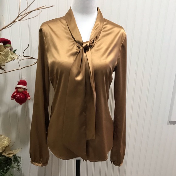 SATINY GOLD BUTTON-DOWN BLOUSE WITH NECK TIE - Picture 4 of 6